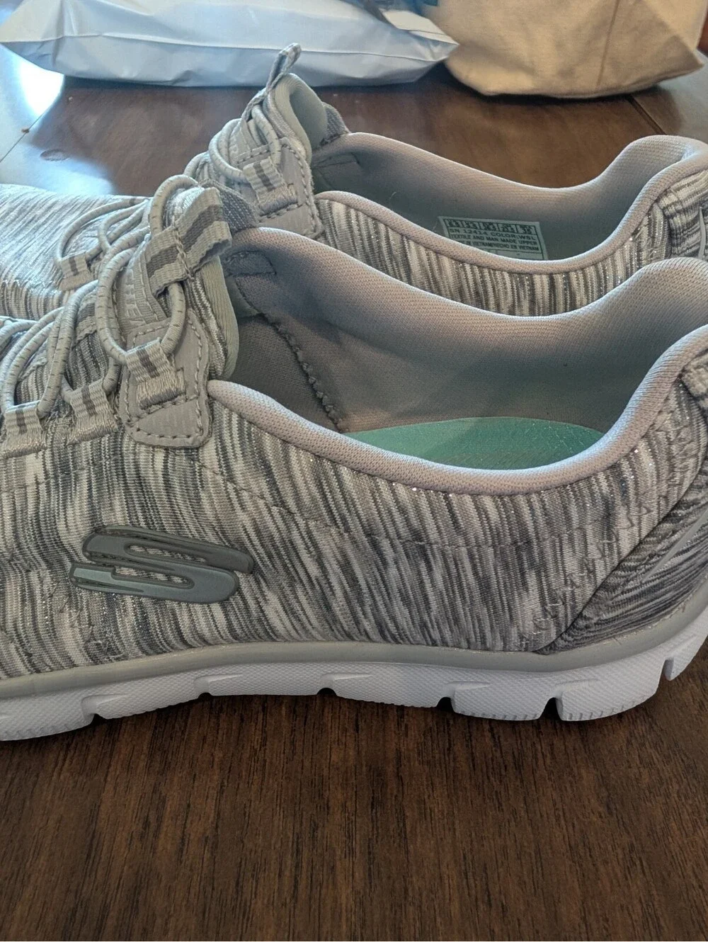 Skechers Relaxed Fit Air Cooled Memory Foam Slip On Shoes Women's Sz 6.5 gray
